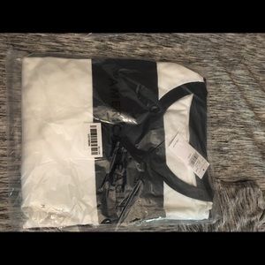 American Eagle men’s shirt